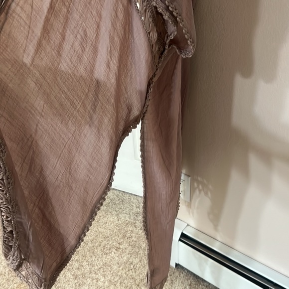 Tunic - Picture 5 of 5